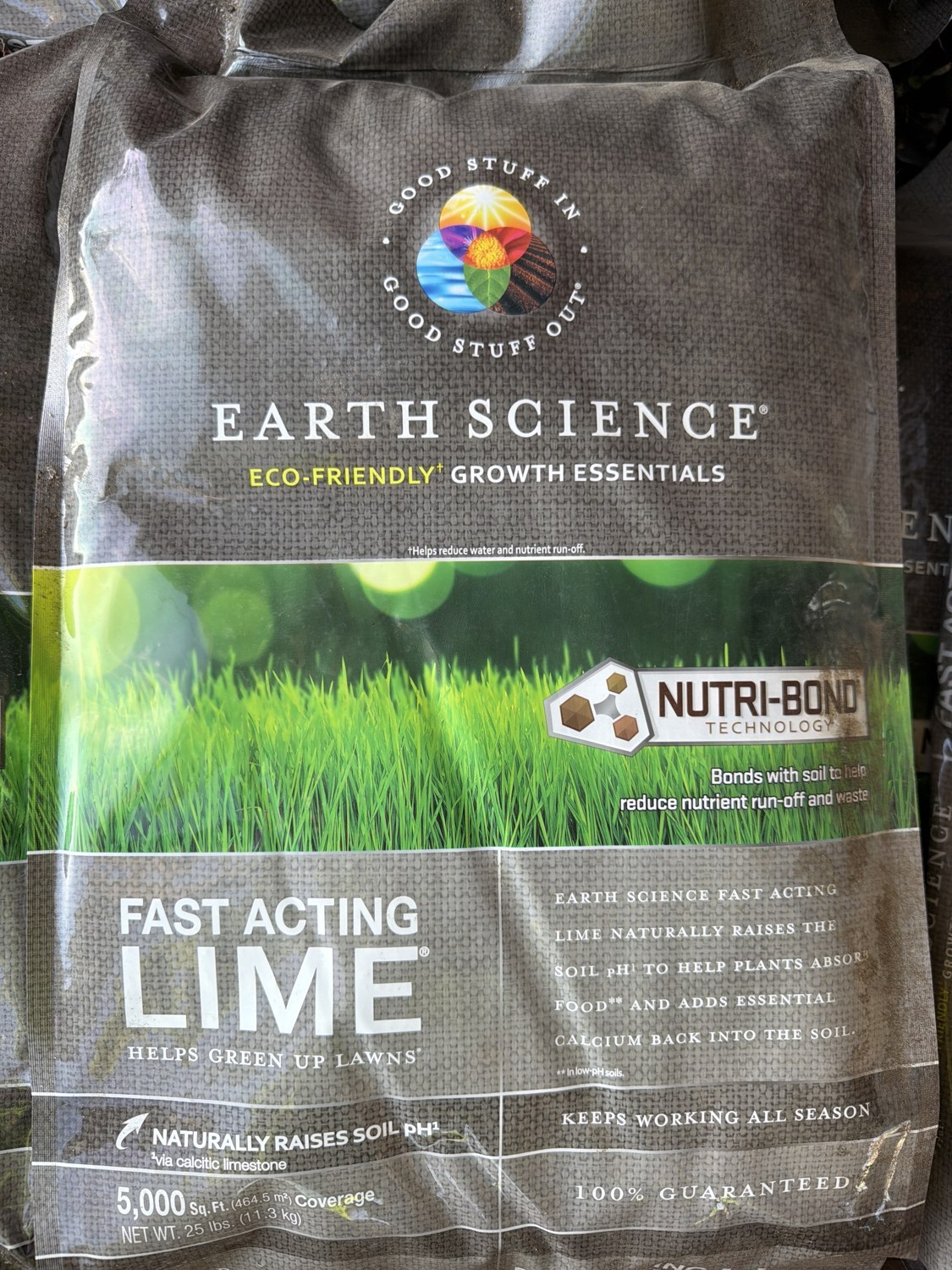 Front of an Earth Science Fast Acting Lime bag.